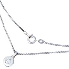 Chain with solitaire pendant