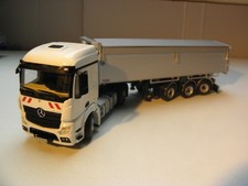 WSI White Line Mercedes Benz Actros 1843 mit 3 Achs Asphalt Sand Kipper 1/50