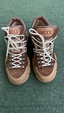 T-Shirts, Shorts & Hosen