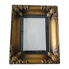 Antik Bilderrahmen Rahmen alt gold Metall gewölbtes Glas verzierte Ecken 17x21