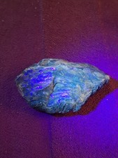 Blauer Bernstein aus  Sumatra