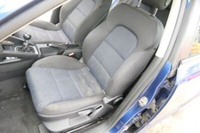 Audi A3 8P Sitz vorne links