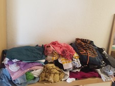 (Kiste 4) XXL Kleider Marken Paket  Konvolut Damen Größe 34-42 Umzugskarton Voll