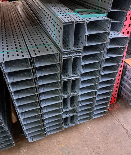 Baks kabelrinne - 4m,