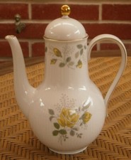 Vinatge: 60er Jahre SELTMANN WEIDEN Kaffeekanne "gelbe Rosen", Porzellan; 1,25 L