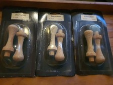 Zierhaken Garderobenhaken aus Kiefernholz.