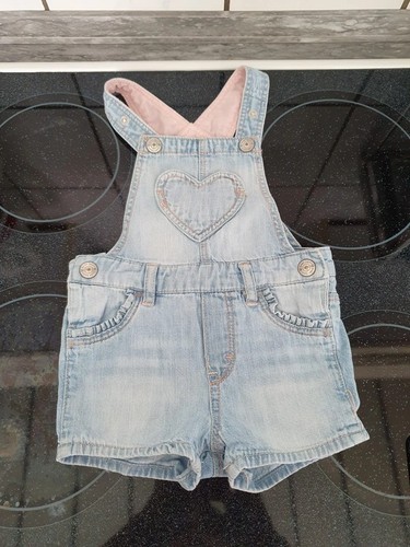 Hellblaue kurze jeans - , latzhose