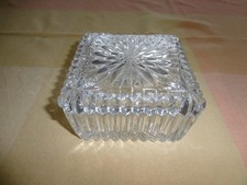 kleine quadratische Deckeldose