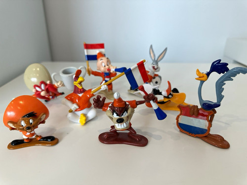 Star toys looney - star,