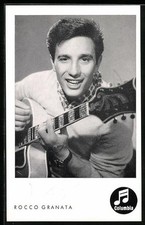 Musiker Rocco Granata mit Gitarre, Autograph, Ansichtskarte 