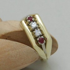 Ring ca. 0,06ct Diamant + ca