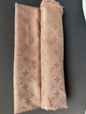 Louis Vuitton Monogram Seide