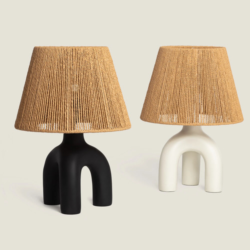 Tischlampe aus geflochtenem