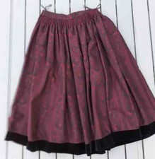 ZUCHRISTIAN Trachtenrock weinrot mit schwarzem Samt, gefüttert, Größe 38