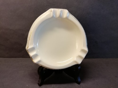 Alter porzellan aschenbecher - porzellan,