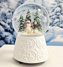 Schneekugel Weihnachten
