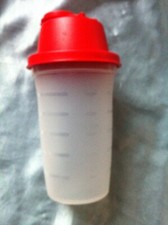 Tupperware Mix Fix Schüttelbecher 250 Shaker flip Messbecher shaky rot shake it