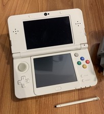 New Nintendo 3DS Konsole in