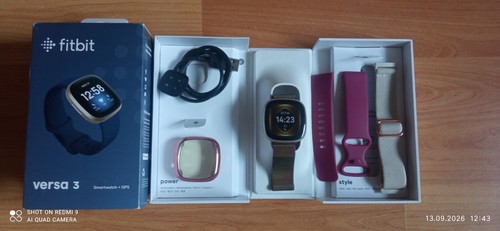 Fitbit versa smartwatch gold - fitbit, 3
