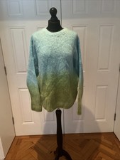 Neu mit Etikett Essential