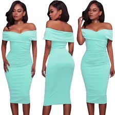 Kräuseliges Kleid Ausschnitt