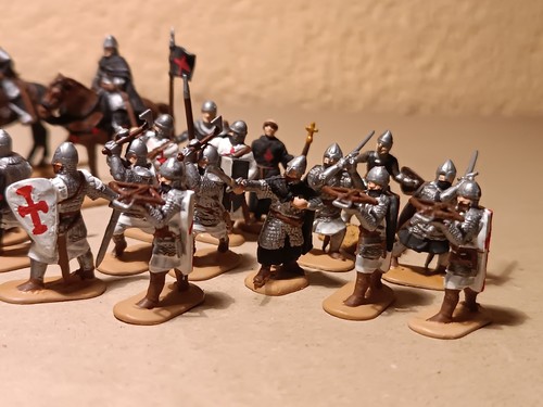Figuren kreuzritter und - 1:72,