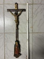 100J. Handgeschnitztes und