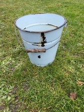 großer emaille Eimer