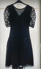 Kleid Schwarz mit Spitze Gr M