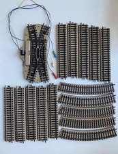 16 Teile Modellbahn Gleise mit