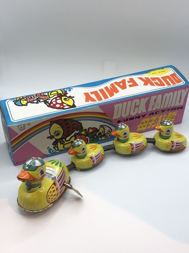 Vintage blechspielzeug duck - blechspielzeug,