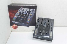 Native Instruments Traktor Kontrol Z2 2-Kanal Mixer bestätigter Betrieb