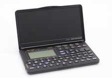 Sharp ZQ-2250 Electronic Organizer 32KB schwarz Vintage