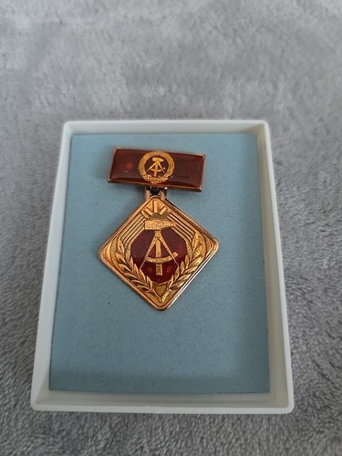 Ddr orden aktivist der - ddr,