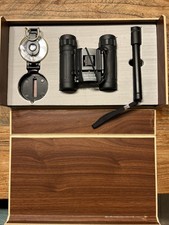 Trekking Set mit Kompass, Taschenlampe und Fernglas In Geschenkbox