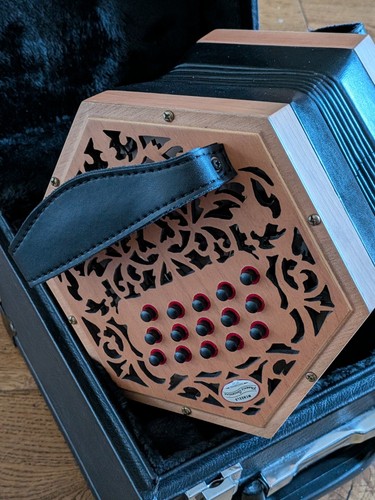 Knopf anglo concertina - 30,