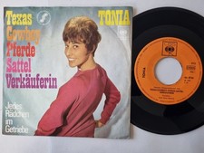 Tonia -