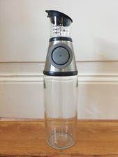 Dosierspender mit Messbecher, 500 ml, Fa. Elemental kitchen, absolut NEUWERTIG