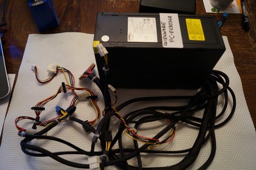 Netzteil 700w - ,