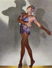 13/1211 SAMMELBILD um  JAHR 1935 RUSSISCHE TÄNZER SERGE LIFAN TANZ KLEIDUNG MODE