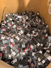 Restposten / Konvolut Edelstahlschrauben oder verzinkte Stahlschrauben, Neuware