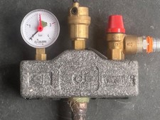 Sicherheitsgruppe Sicherheitsventil und Manometer und Entlüfter