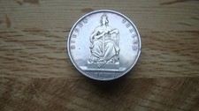 Preussen Siegesthaler 1871 - zur Brosche umgearbeitet - an Nadel - Silber Thaler