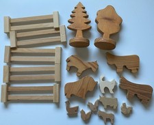 Holztiere und Zäune