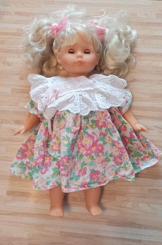 Puppe mit schlafaugen - puppe,