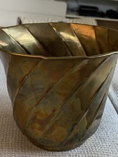 Alter Messing Blumen Übertopf mit Muster vintage