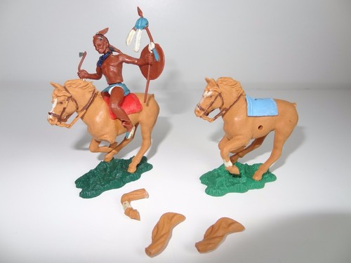 Britains herald lot - herald, of