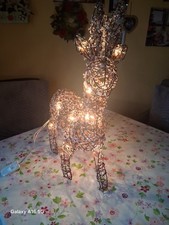 Schönes Rentier Weihnachten Deko Figur