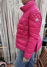 Pinkfarbene Moncler