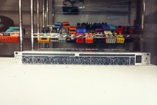 Behringer MDX 2200 Composer